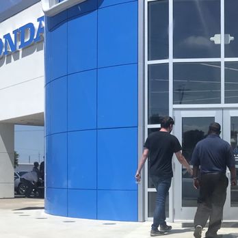 Performance Honda - Jessie on the left - Auto Repair Near Me - Fairfield, Ohio Performance Honda - Jessie on the left - Auto Repair Near Me - Fairfield, Ohio