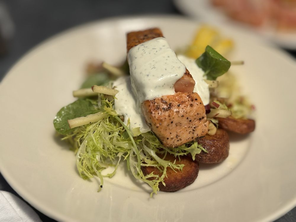 Underwood Bar and Bistro