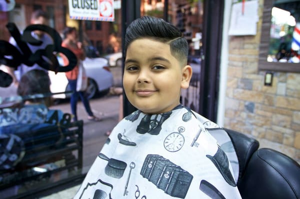 Elegant Barber Shop by null