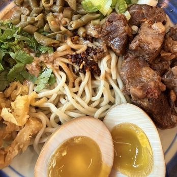Panpan Noodle Bar - Beef brisket - Noodles Near Me - Toronto, Ontario Panpan Noodle Bar - Beef brisket - Noodles Near Me - Toronto, Ontario