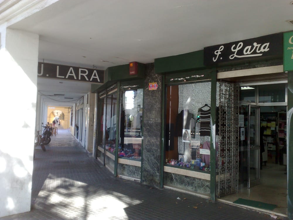 J. Lara