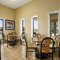 Super 8 by Wyndham Marion - Breakfast Area