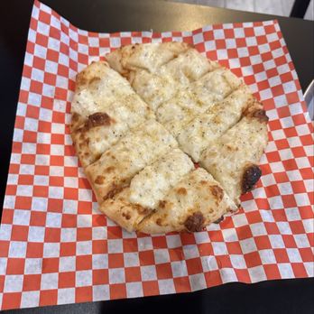 525 Pizza - Chew - Pizza Near Me - Fresno, California 525 Pizza - Chew - Pizza Near Me - Fresno, California