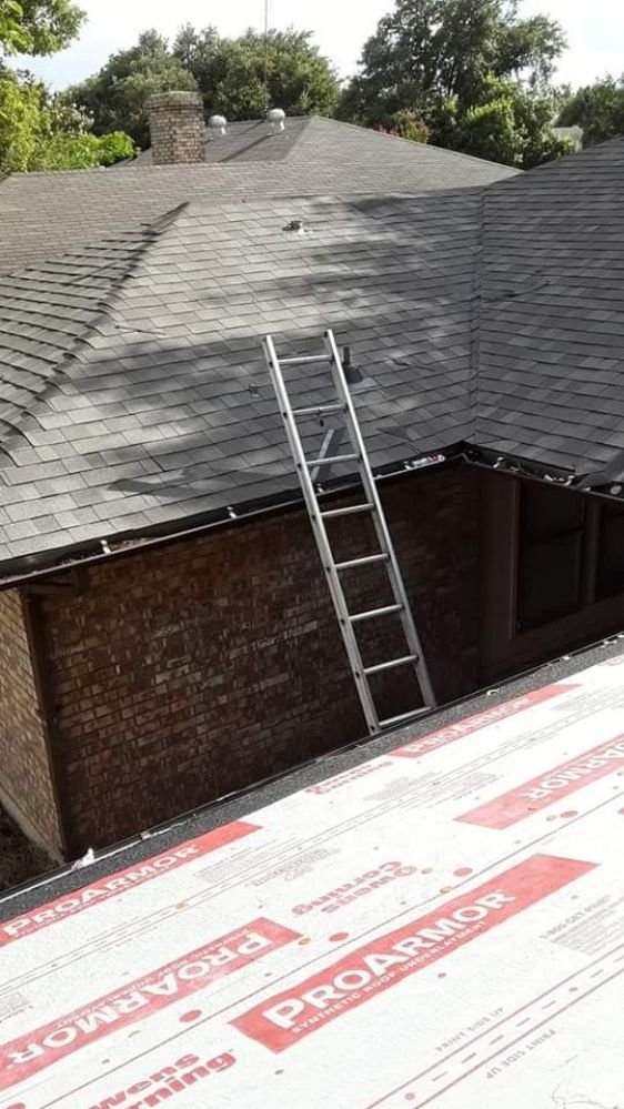 Slide of YFM Roofing