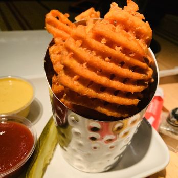 Root Down DIA - Sweet potato fries - New American Near Me - Denver, Colorado