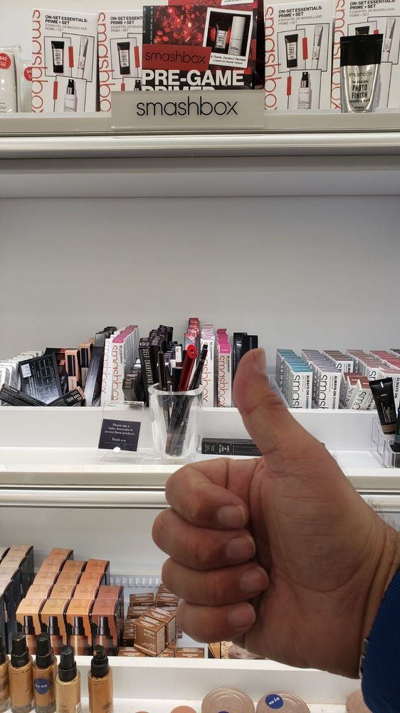 The Cosmetics Company Store Logo