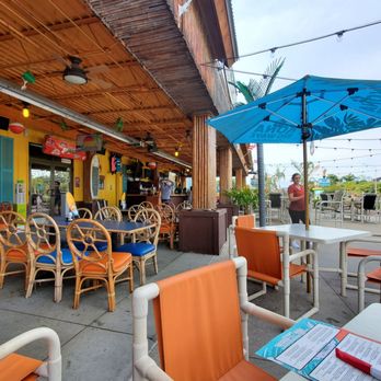 Bobbers Island Grill
