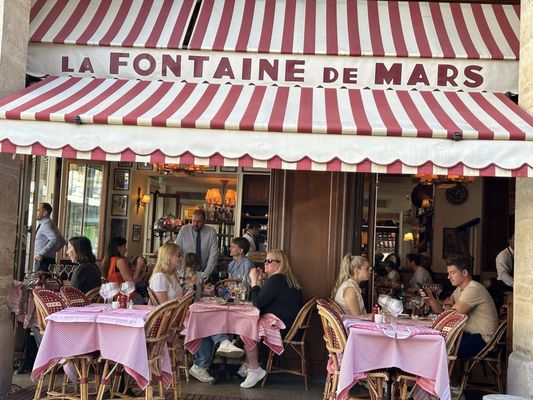 La Fontaine de Mars by null