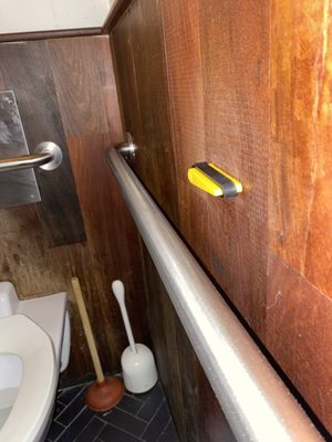 Sunshine Laundromat by null