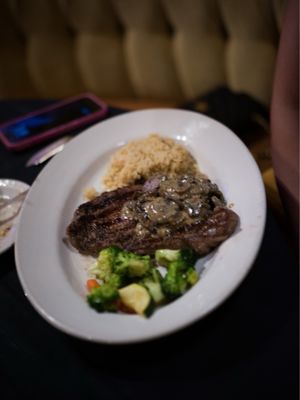 Horse in the Alley by null