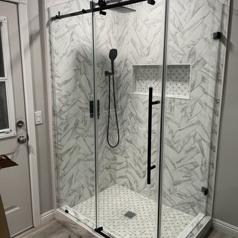 D&E Glass - Glass & Mirrors Near Me D&E Glass - Glass & Mirrors Near Me