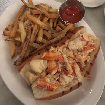 Neptune Oyster - Maine Lobster Roll - Seafood Near Me - Boston, Massachusetts