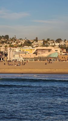 Hermosa Beach Pier by null