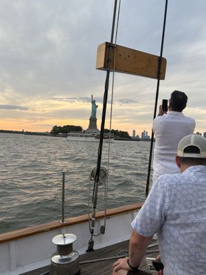 Classic Harbor Line by null