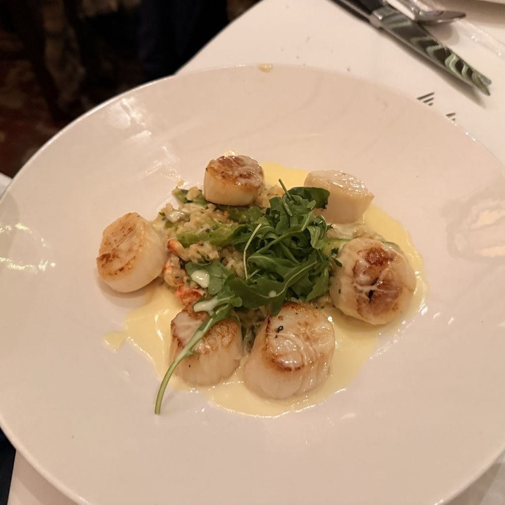 Seared Sea Scallops with Maine Lobster and Asparagus Risotto Seared Sea Scallops with Maine Lobster and Asparagus Risotto