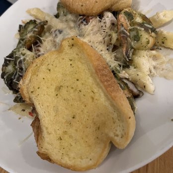 Katz's - Penne Pasta Alfredo - Delis Near Me - Houston, Texas Katz's - Penne Pasta Alfredo - Delis Near Me - Houston, Texas