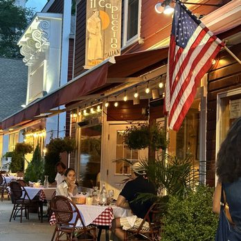 II Capuccino Ristorante - Exterior - Italian Near Me - Sag Harbor, New York II Capuccino Ristorante - Exterior - Italian Near Me - Sag Harbor, New York