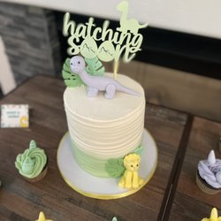 Lizzy's Sweets N' Treats - Hatching soon theme baby shower cake and cupcakes