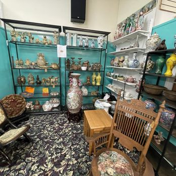 Redlands Galleria - Antiques Near Me - Redlands, California Redlands Galleria - Antiques Near Me - Redlands, California
