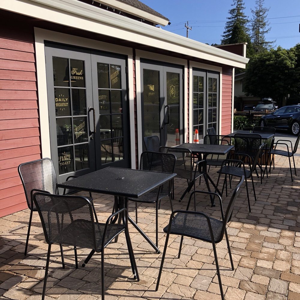 Flour Craft Bakery - Outdoor seating area - Bakeries Near Me - Mill Valley, California