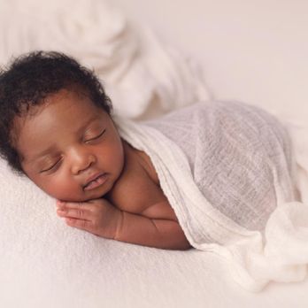 Sofia Lynn Photography - Little Falls, NJ Newborn Photographer Sofialynnphotography.com - Session Photography Near Me - Little Falls, New Jersey