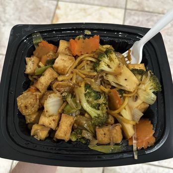 Rice & Noodles - Tofu Chow Mein (I subtracted mushroom) - Desserts Near Me - Chicago, Illinois