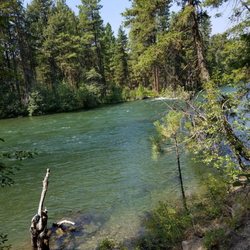 Troutwater Fly Shop - cle Ellum river