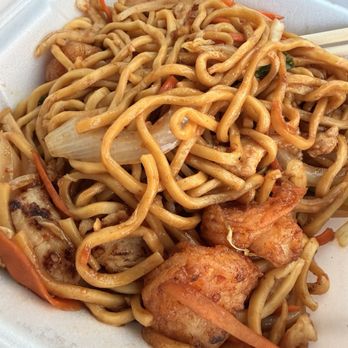 China Village - Combo Lo Mein to-go - Chinese Near Me - Adel, Iowa China Village - Combo Lo Mein to-go - Chinese Near Me - Adel, Iowa