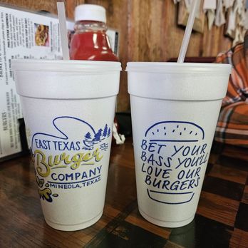 East Texas Burger Company - Our drinks Dr.Pepper and Ice Tea - Burgers Near Me - Mineola, Texas