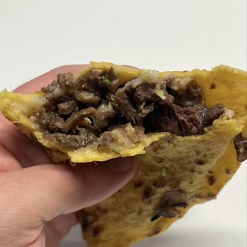 La Yaquesita - The Cabeza is incredibly tender and literally melts in your mouth! - Street Vendors Near Me La Yaquesita - The Cabeza is incredibly tender and literally melts in your mouth! - Street Vendors Near Me