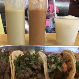 Good tacos and margaritas!