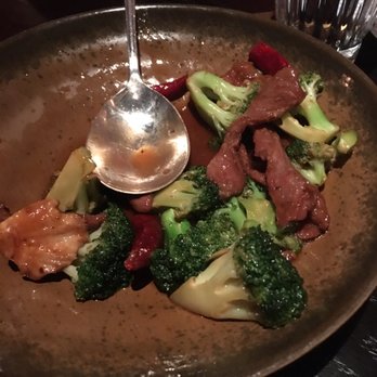Mott 32 - Beef with broccoli - Chinese Near Me - Las Vegas, Nevada Mott 32 - Beef with broccoli - Chinese Near Me - Las Vegas, Nevada