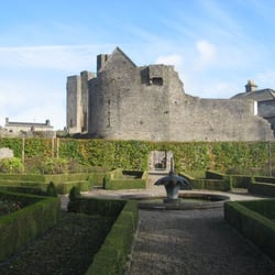Roscrea Castle & Damer House - Roscrea Castle Garden