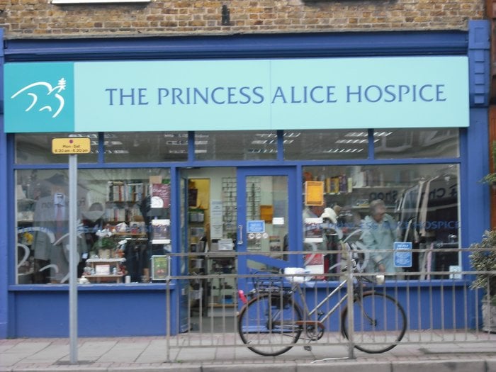PRINCESS ALICE HOSPICE CHARITY SHOP Updated June 2024 107 Walton Road, East Molesey, Surrey