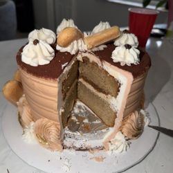 Tiramisu Cake