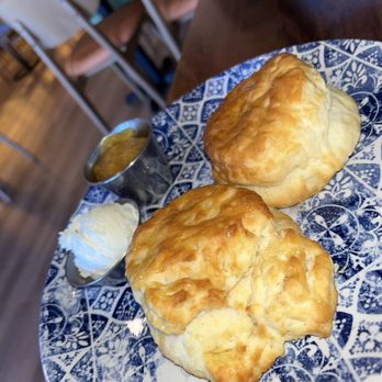 Ms. Peach's - Buttermilk Biscuits & Honey - Southern Near Me - Sterling, Virginia