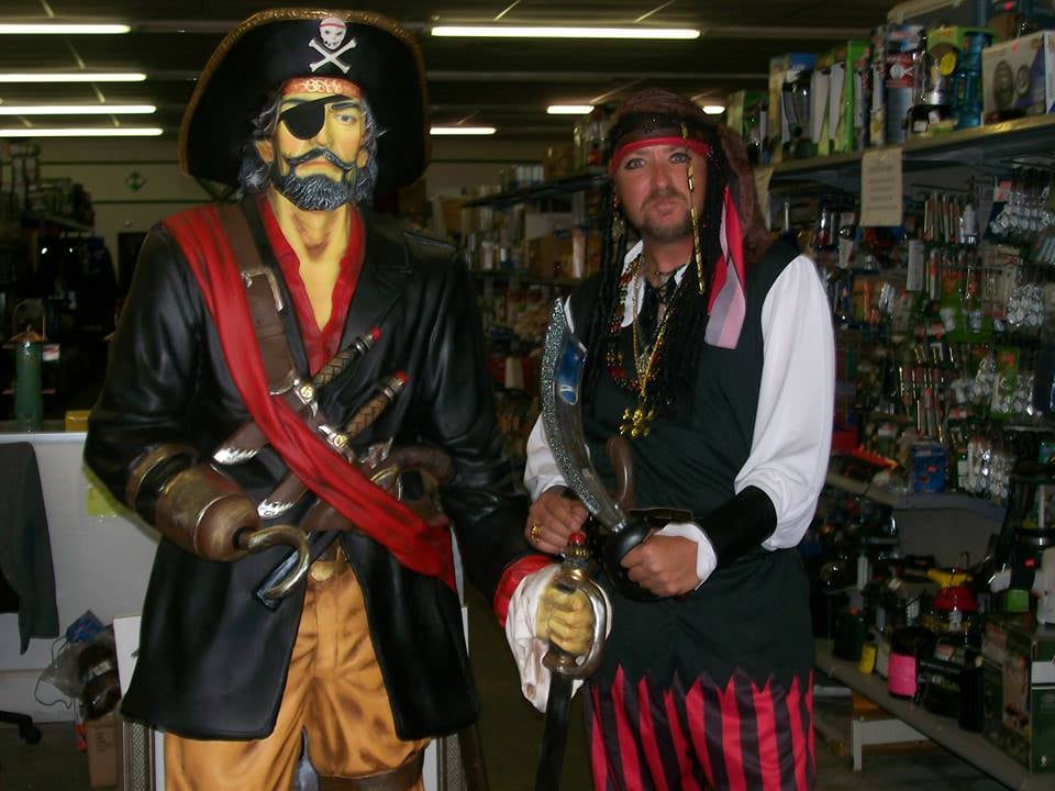 TREASURE HUNT Updated September 2024 1219 W 7th St, Galena, Kansas Discount Store Phone