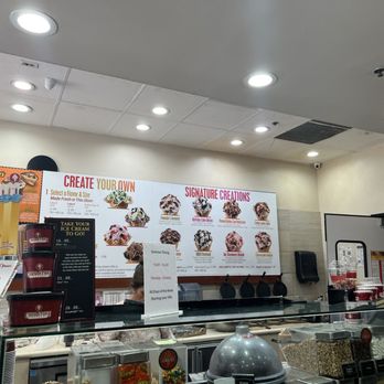 Cold Stone Creamery - Ice Cream & Frozen Yogurt Near Me - Burbank, California Cold Stone Creamery - Ice Cream & Frozen Yogurt Near Me - Burbank, California
