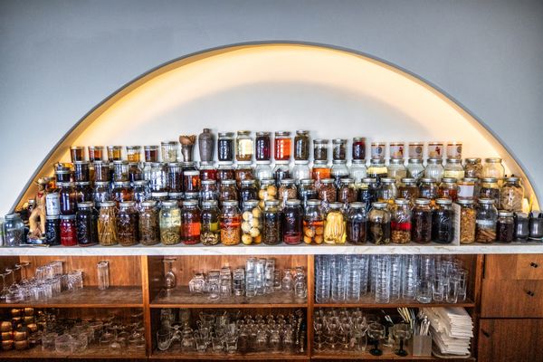 Bar 1912 by null
