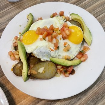 @ The Diner - Huevos Rancheros - Breakfast & Brunch Near Me - Orlando, Florida @ The Diner - Huevos Rancheros - Breakfast & Brunch Near Me - Orlando, Florida
