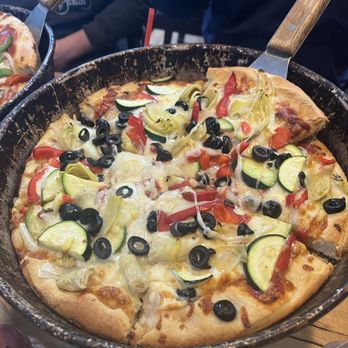 Pizz'A Chicago - Pizza Near Me - Santa Clara, California Pizz'A Chicago - Pizza Near Me - Santa Clara, California