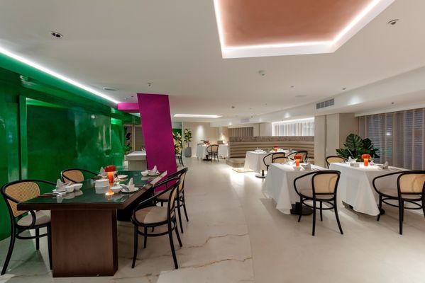 United Hotel 國聯大飯店 by null