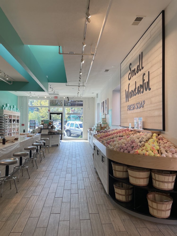 BUFF CITY SOAP NULU CLOSED 124 Photos & 20 Reviews 815 E Market