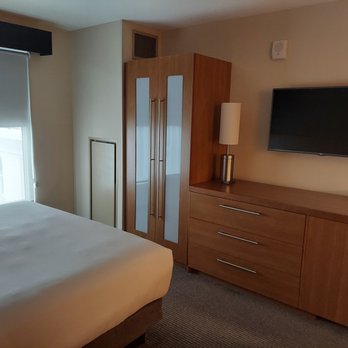 Hyatt House - Historic District - Hotels Near Me - Charleston, South Carolina Hyatt House - Historic District - Hotels Near Me - Charleston, South Carolina