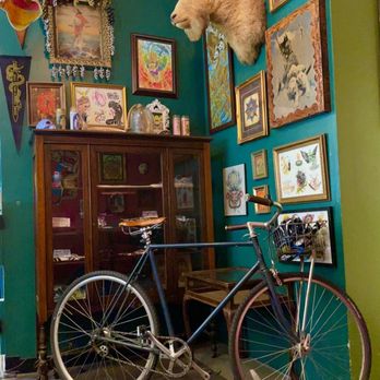 Cyclops Tattoo - Interior of Cyclops tattoo studio. - Tattoo Near Me - San Francisco, California