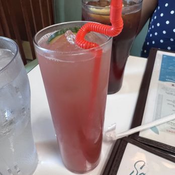 Sawyer & Co - Ginger grapefruit drink - Diners Near Me - Austin, Texas Sawyer & Co - Ginger grapefruit drink - Diners Near Me - Austin, Texas