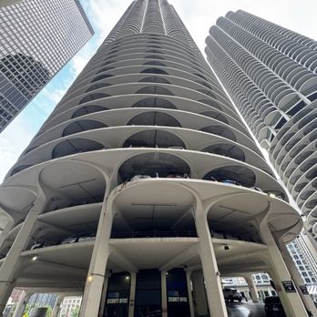 The Magnificent Mile - Local Flavor Near Me - Chicago, Illinois The Magnificent Mile - Local Flavor Near Me - Chicago, Illinois