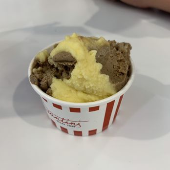 Santini Chiado - Passion fruit and coffee - Desserts Near Me - Lisbon, 11