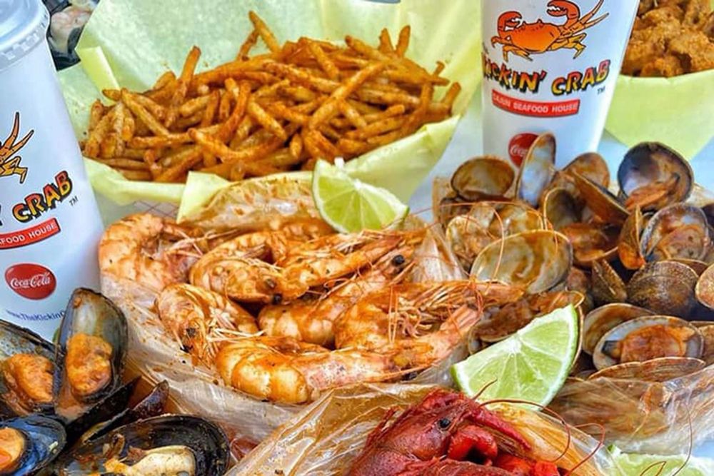 The Kickin' Crab Logo