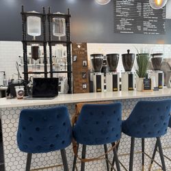 Waterbean Coffee - Seating area